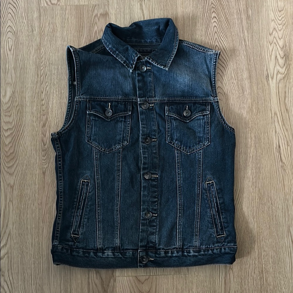 Forever 21 Blue Denim Vest Classic Style | Medium